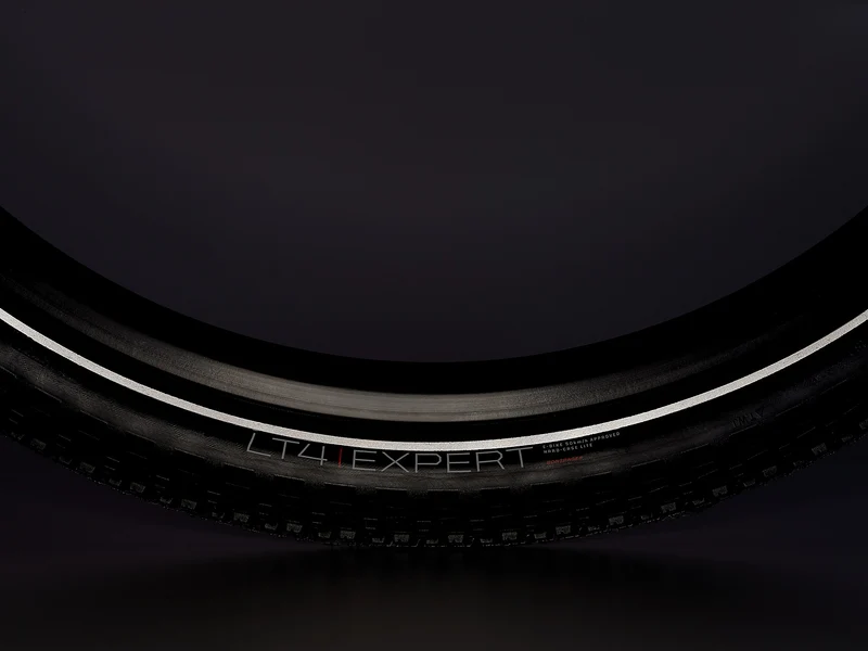 Bontrager E-Bike-Reifen LT4 Expert Hard-Case Lite Drahtreifen 27,5" Clincher black/reflective 60-584
