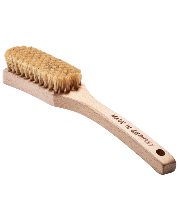 Chalk Brush Dirty Hairy
