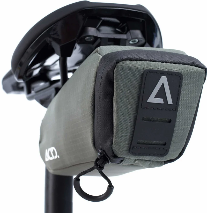Acid Satteltasche CLICK 0,8 L olive M
