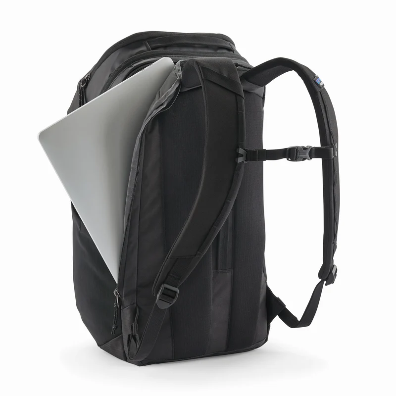 Black Hole Pack 32L