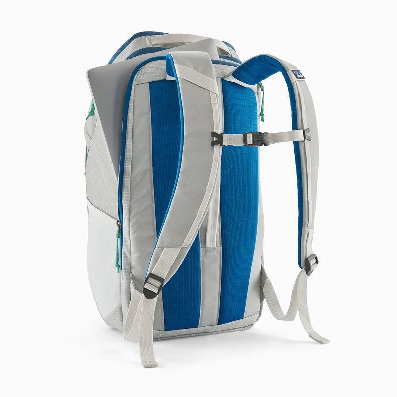 Black Hole Pack 32L