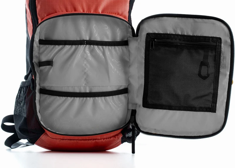 Cube Pure Rookie Kinderrucksack red'n'black 6 L