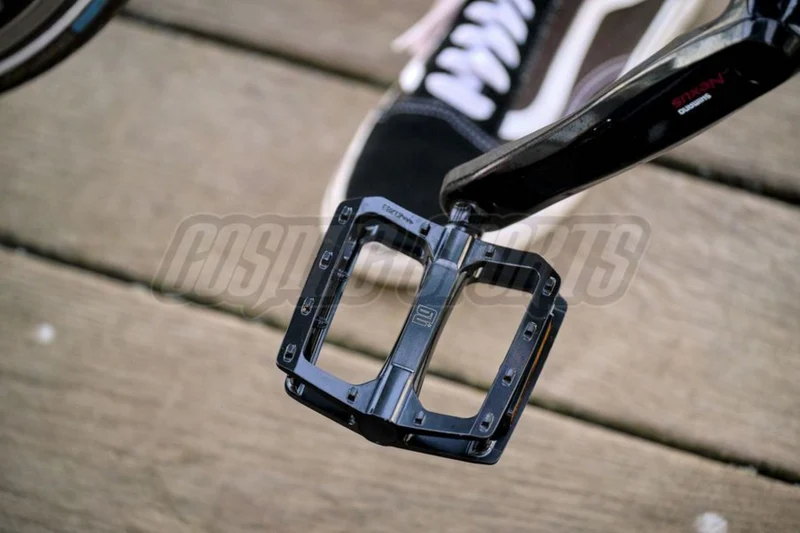 NG Sports Celantroo Plattform-Pedal mit Reflektor 1 Paar schwarz 115,8 x 103,4 mm