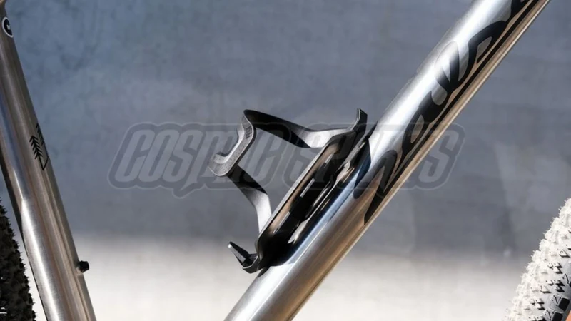 NG Sports Cumeen ReCycle Side-Entry Flaschenhalter links+rechts schwarz