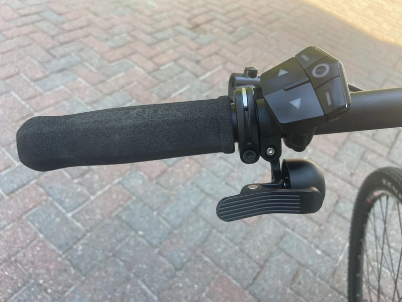 Lunivo E-Bike Klingel Montage links schwarz