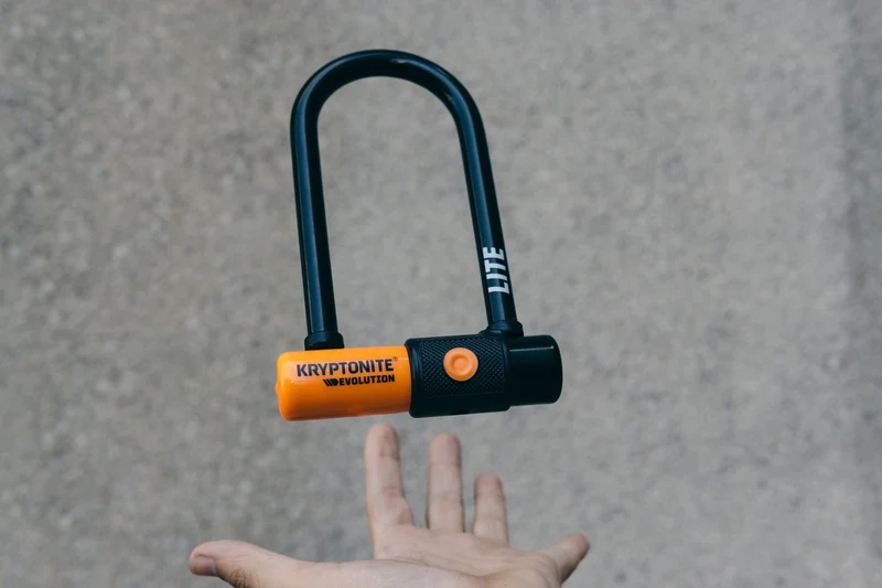Kryptonite Evolution Lite Mini-6 Bügelschloss orange/schwarz