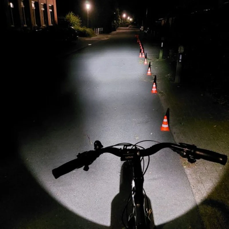 Lunivo e-DIA F150 E-Bike Scheinwerfer mit 150 Lux schwarz