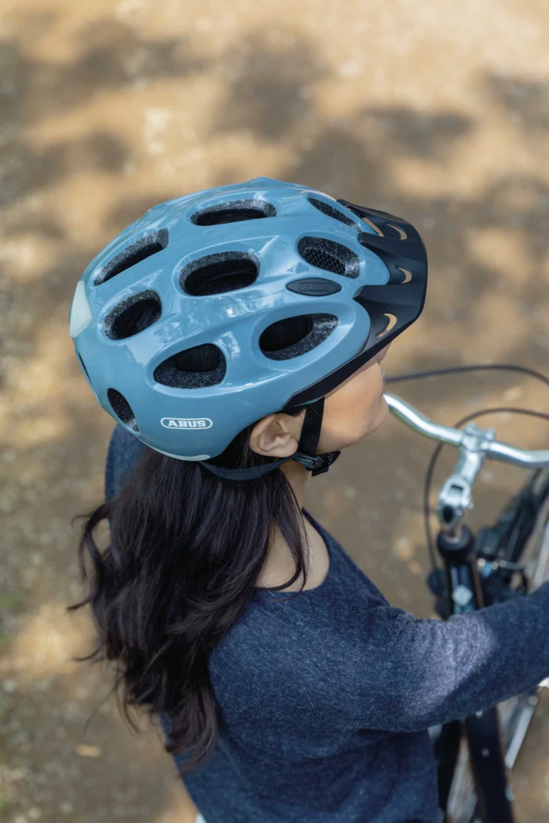 Abus Youn-I ACE Helm metallic plum matt