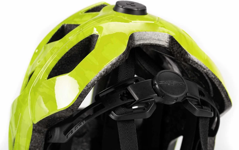 Cube Helm STEEP glossy citrone