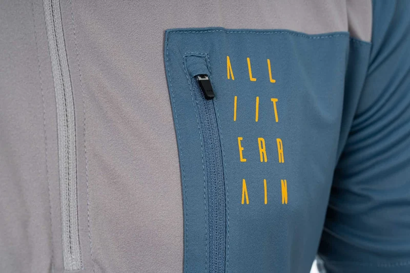 Cube ATX Trikot Half Zip Kurzarm beige´n´blue