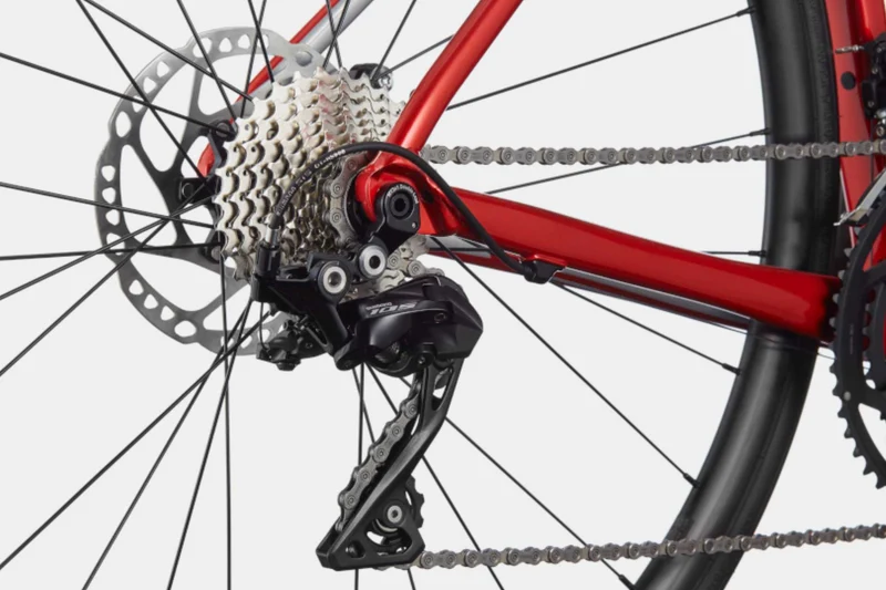 Cannondale CAAD13 Disc 105 Rennrad Diamant 28" candy red
