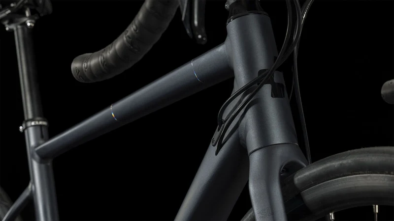 Cube Axial WS Race Rennrad Diamant 28" metalblack´n´rainbow