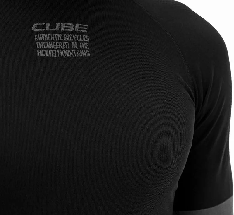 Cube Funktionsunterhemd Race Be Warm Langarm black