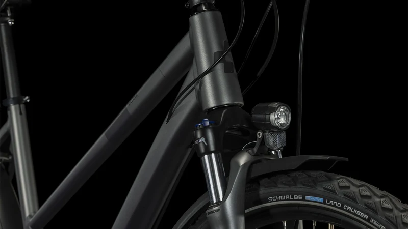 Cube Nature Allroad Trekkingrad Trapeze 28" graphite´n´black