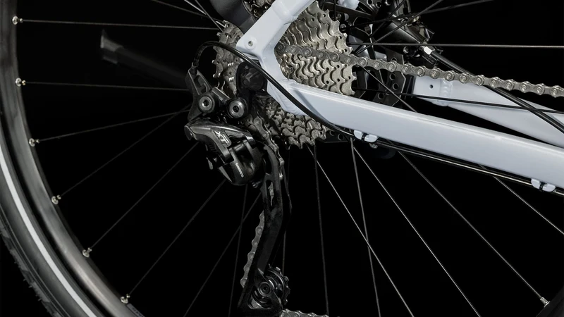 Cube Nature Pro Allroad Trekkingrad Diamant 28" frostwhite´n´grey