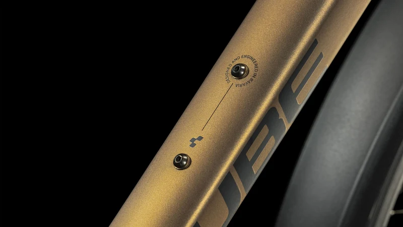 Cube Nature Pro Allroad Trekkingrad Diamant 28" gold´n´black