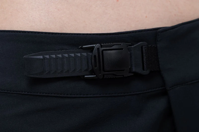 Cube Vertex WS Baggy Shorts X Actionteam black