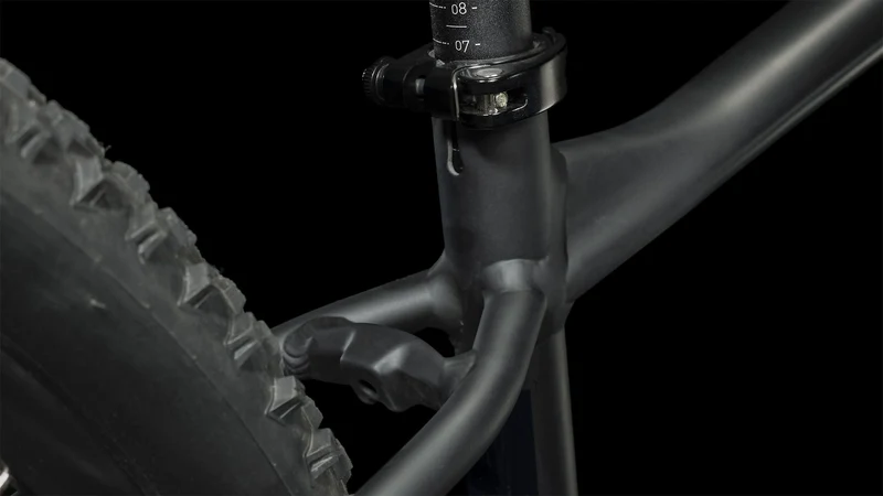 Cube Aim MTB-Hardtail Diamant black´n´blue