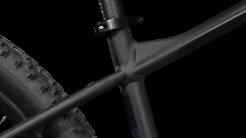 Cube Aim MTB-Hardtail Diamant black´n´blue