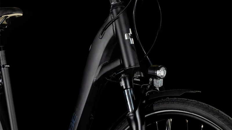 Cube Touring One Trekkingrad Easy Entry 28" black´n´metal