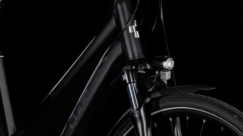 Cube Touring One Trekkingrad Trapeze 28" black´n´metal