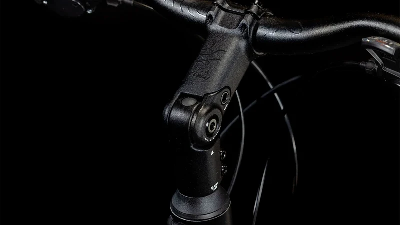 Cube Touring One Trekkingrad Trapeze 28" black´n´metal