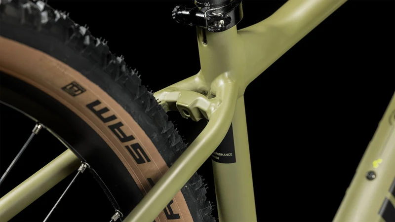Cube Aim Race MTB-Hardtail Diamant olive´n´black