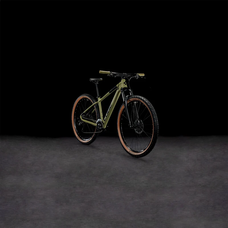 Cube Aim Race MTB-Hardtail Diamant olive´n´black