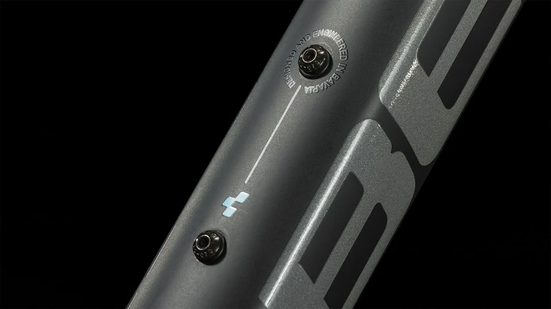 Cube Aim Race MTB-Hardtail Diamant black´n´azure