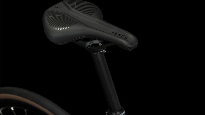 Cube Attain Race Rennrad Diamant 28" blue´n´spectral