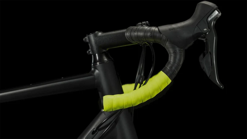 Cube Attain Race Rennrad Diamant 28" black´n´white