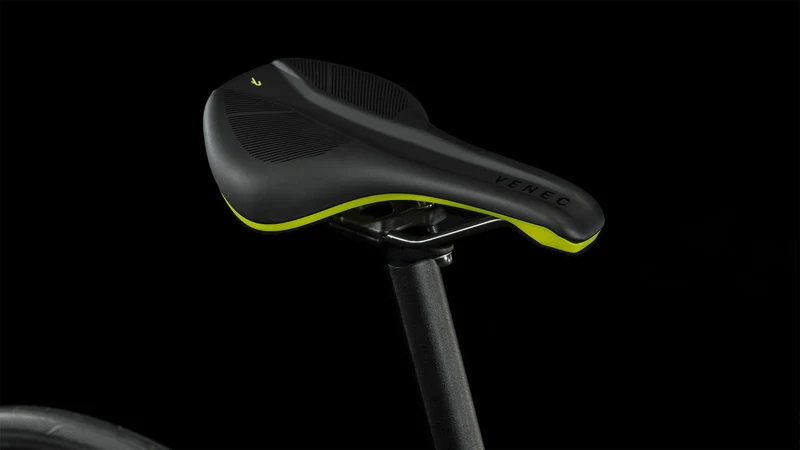 Cube Attain Race Rennrad Diamant 28" black´n´white