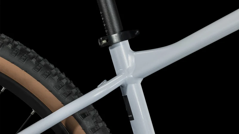 Cube Aim SLX MTB-Hardtail Diamant white´n´blue´n´red