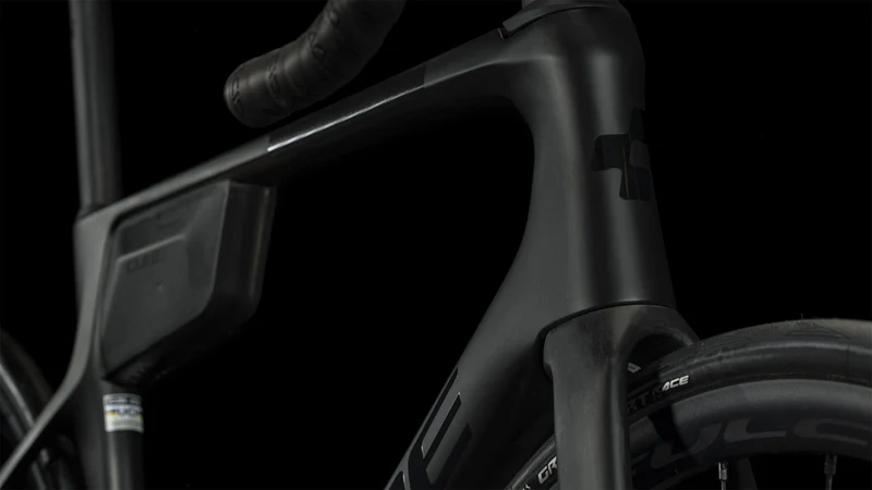 Cube Agree C:62 Race Rennrad Diamant 28" carbon´n´black