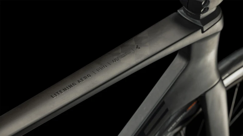 Cube Litening AERO C:68X Pro Rennrad Diamant 28" carbon´n´black