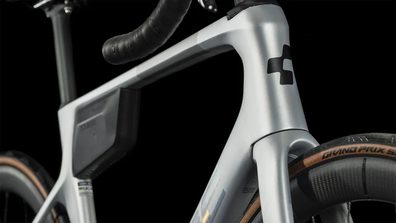Cube Agree C:62 SLT Rennrad Diamant 28" silver´n´black