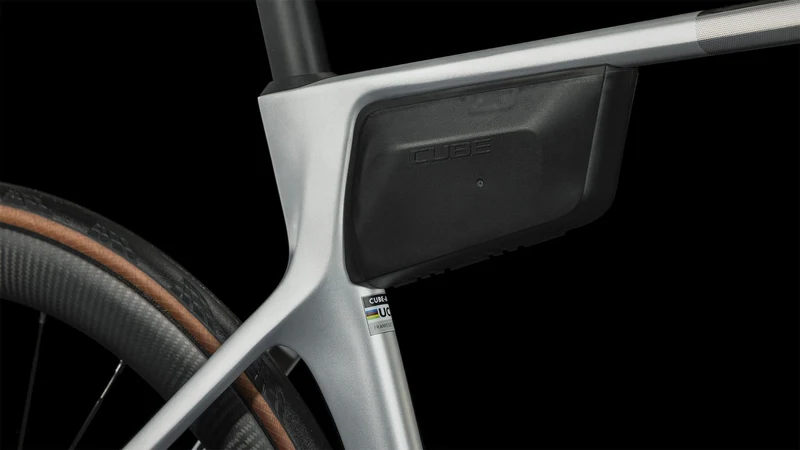 Cube Agree C:62 SLT Rennrad Diamant 28" silver´n´black