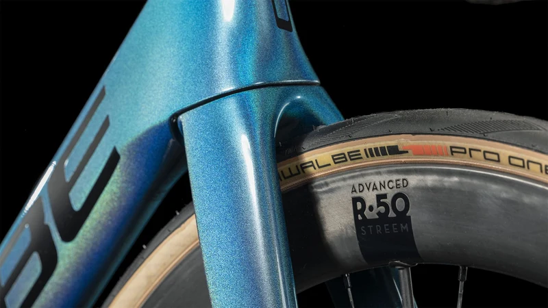 Cube Litening AERO C:68X SLT Rennrad Diamant 28" prizmblue´n´black