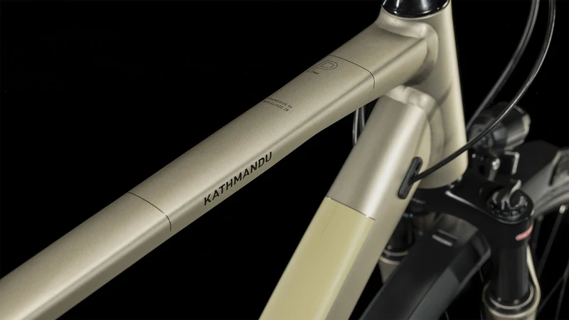 Cube Kathmandu Pro Trekkingrad Diamant 28" flashstone´n´black