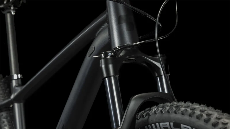 Cube Reaction Pro MTB-Hardtail Diamant metalblack´n´black
