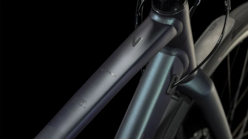 Cube Nuroad FE Gravelbike Diamant 28" deepblue´n´metalgrey