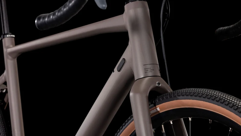 Cube Nuroad One Gravelbike Diamant 28" cedar´n´black