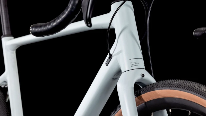 Cube Nuroad Race Gravelbike Diamant haze´n´gloss