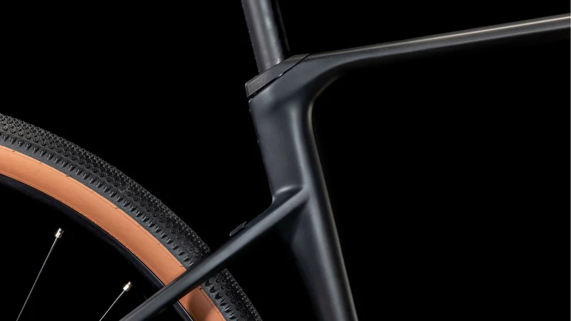 Cube Nuroad C:62 One Gravelbike Diamant 28" carbon´n´glossy