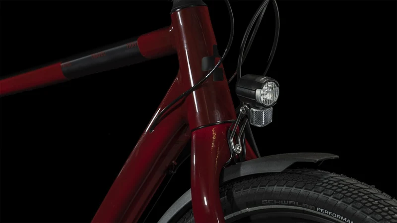 Cube Travel Trekkingrad Diamant 28" mirrorred´n´black