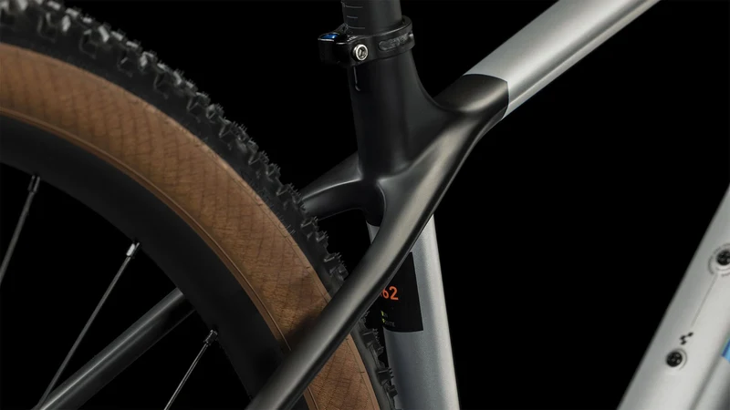 Cube Elite C:62 Pro MTB-Hardtail Diamant 29" silver´n´carbon