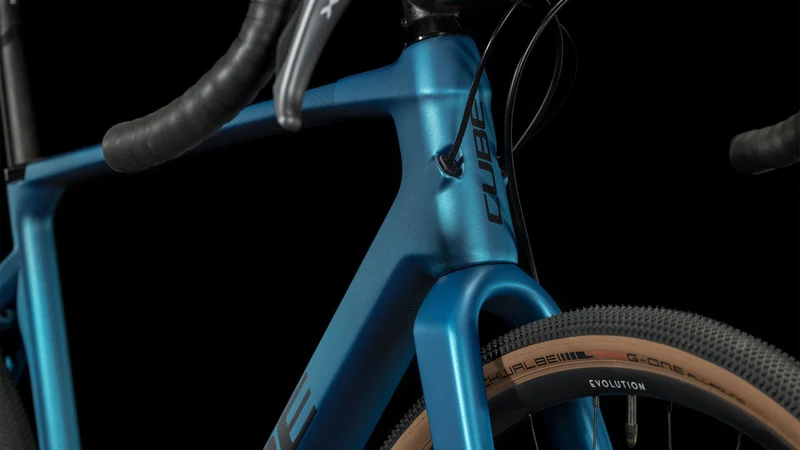 Cube Nuroad C:62 Race Gravelbike Diamant 28" frozenteal´n´black