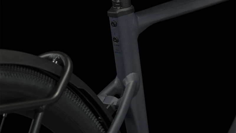 Cube Nuroad Race FE Gravelbike Diamant 28" grey´n´black