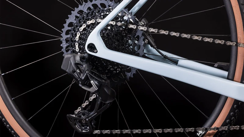 Cube Nuroad C:62 EX Gravelbike Diamant 28" frostwhite´n´white