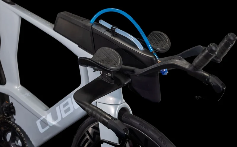 Cube Aerium C:68X Race Triathlonrad Diamant 28" foggrey´n´white